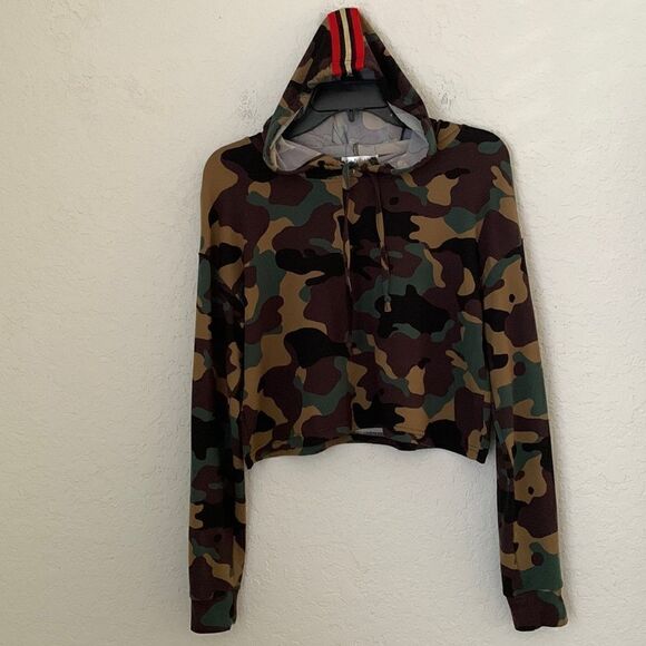 Lovely Bubbly Cropped Camouflage Hoodie Size M - Picture 1 of 8
